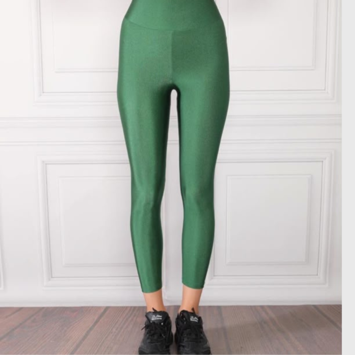 shiny leggings