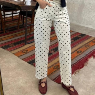 بنطلون منقط mom fit